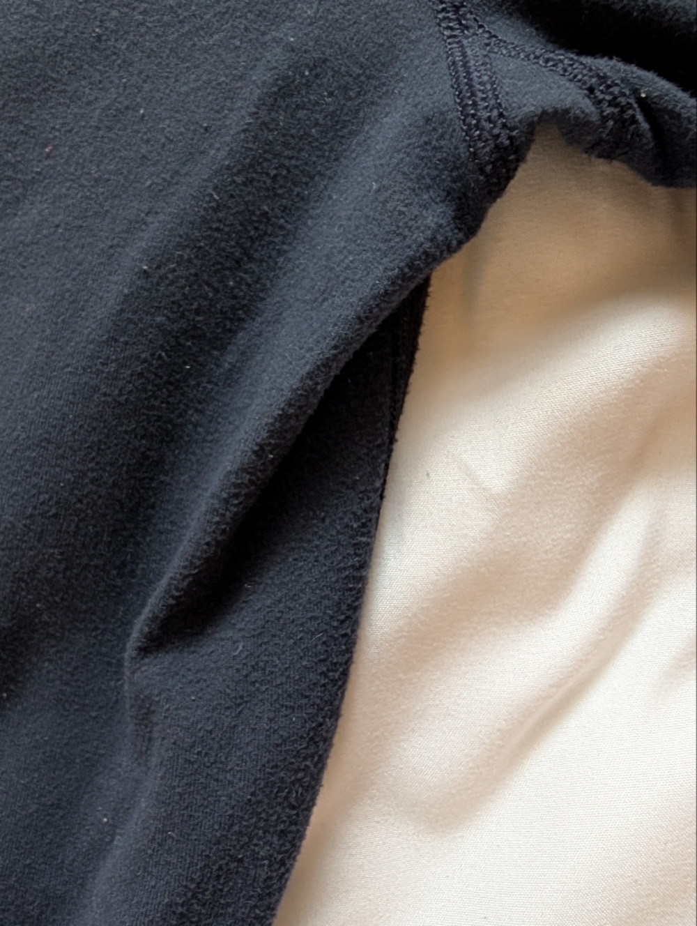 Lululemon Black Cropped Athletic Pants with Teal Waistband Size 12 Some Wear - Picture 7 of 12